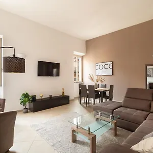 Residenza Piazza Di Spagna Apartment Rome